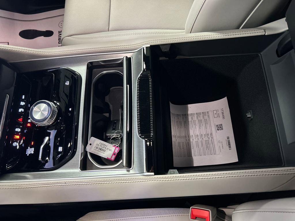 New 2026 Jeep Grand Wagoneer 4WD image 18