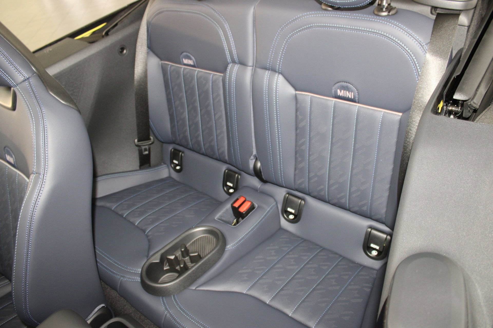New 2026 MINI Cooper S image 25
