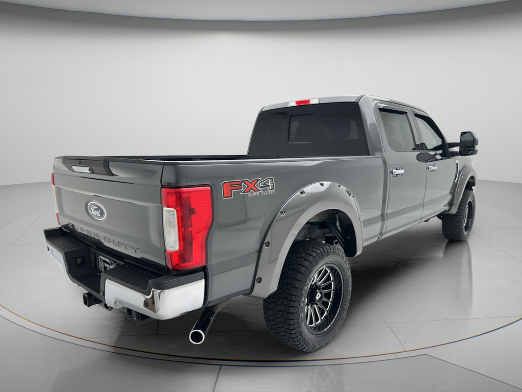 Used 2018 Ford F250 XLT w/ XLT Premium Package AWD/4WD image 5
