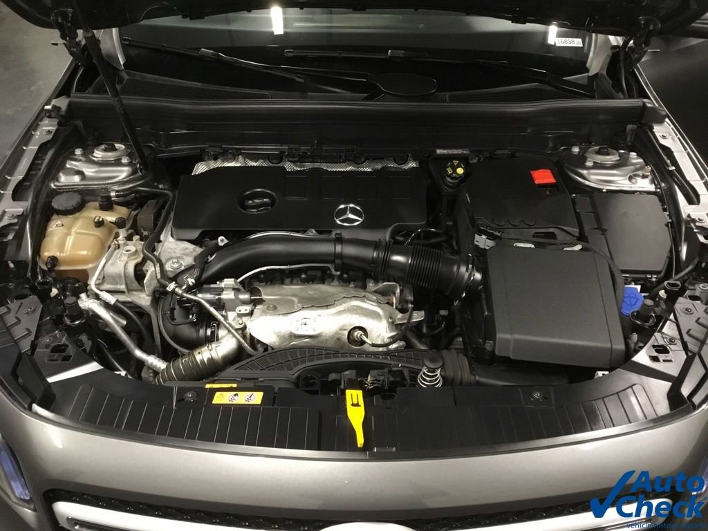 Used 2020 Mercedes-Benz GLB 250 4MATIC image 40