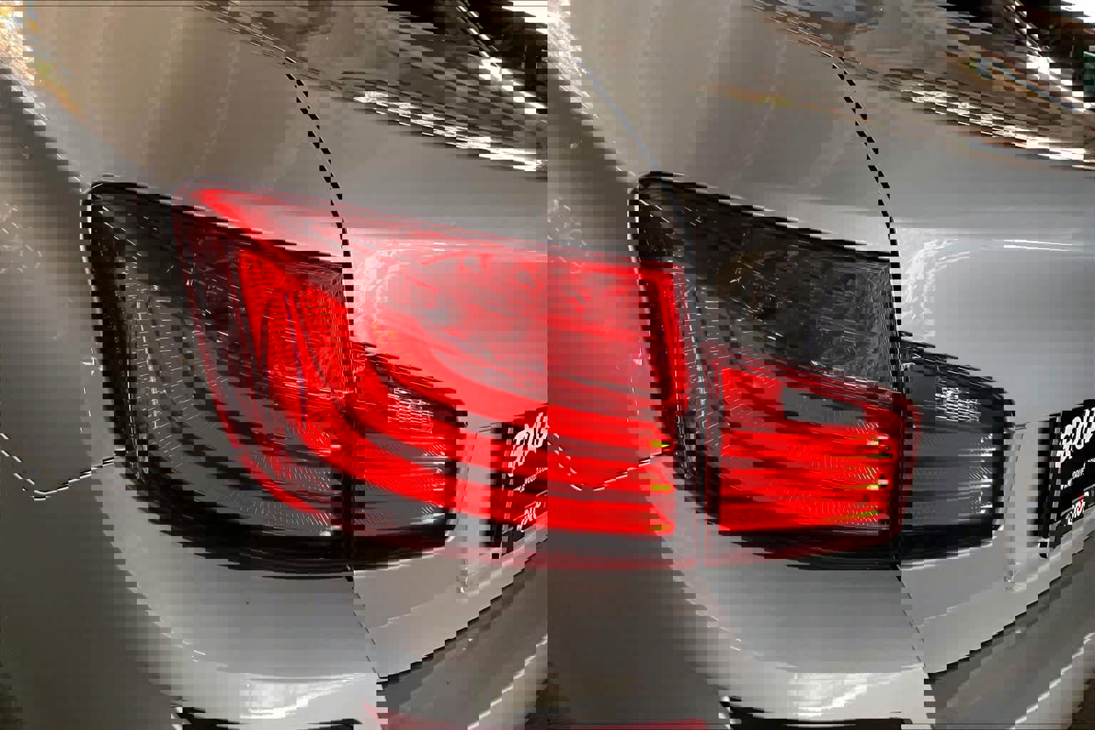 Used 2015 BMW 528i Sedan image 28