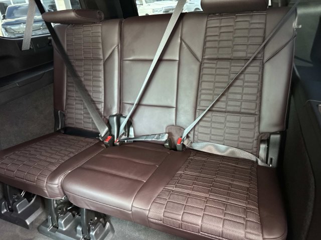 Certified 2024 Cadillac Escalade ESV Sport Platinum w/ LPO, ONYX Package AWD/4WD image 16