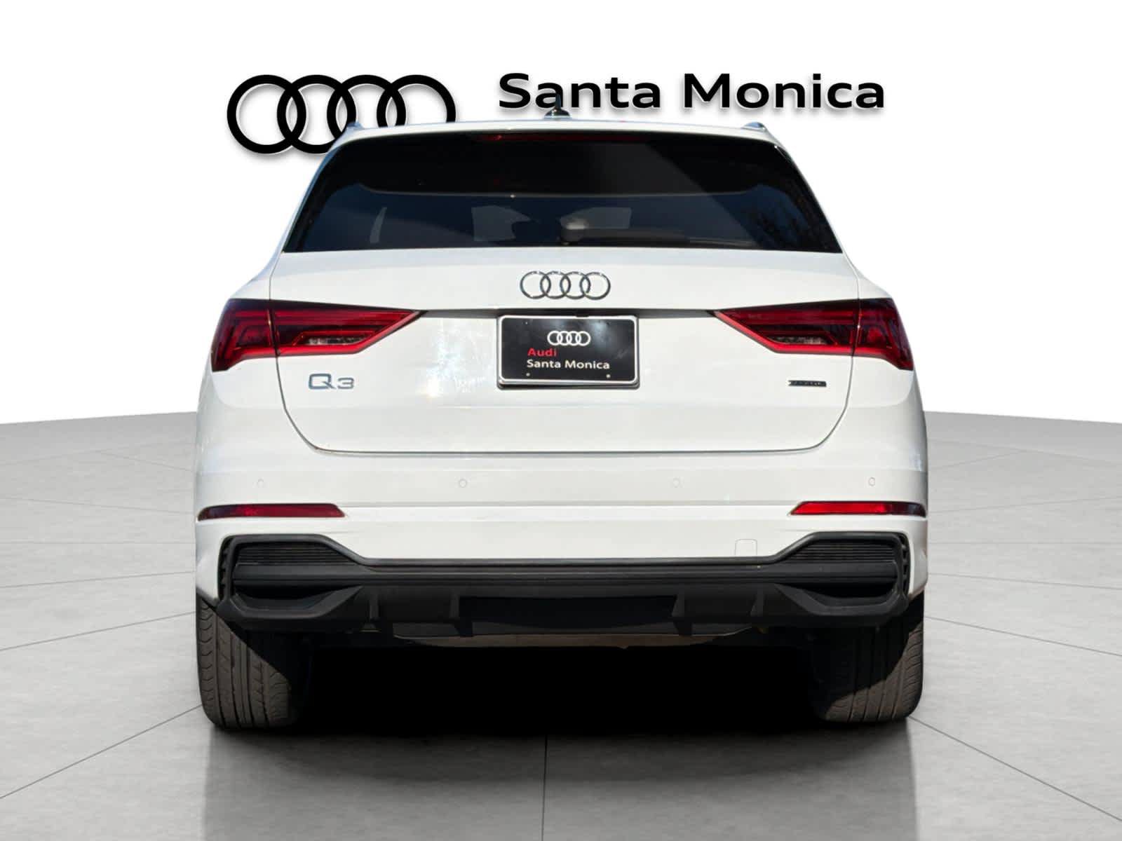 Used 2023 Audi Q3 2.0T Premium w/ Convenience Package AWD/4WD image 7
