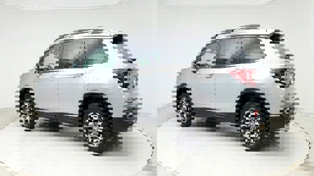 Used 2023 Honda Passport TrailSport image 7