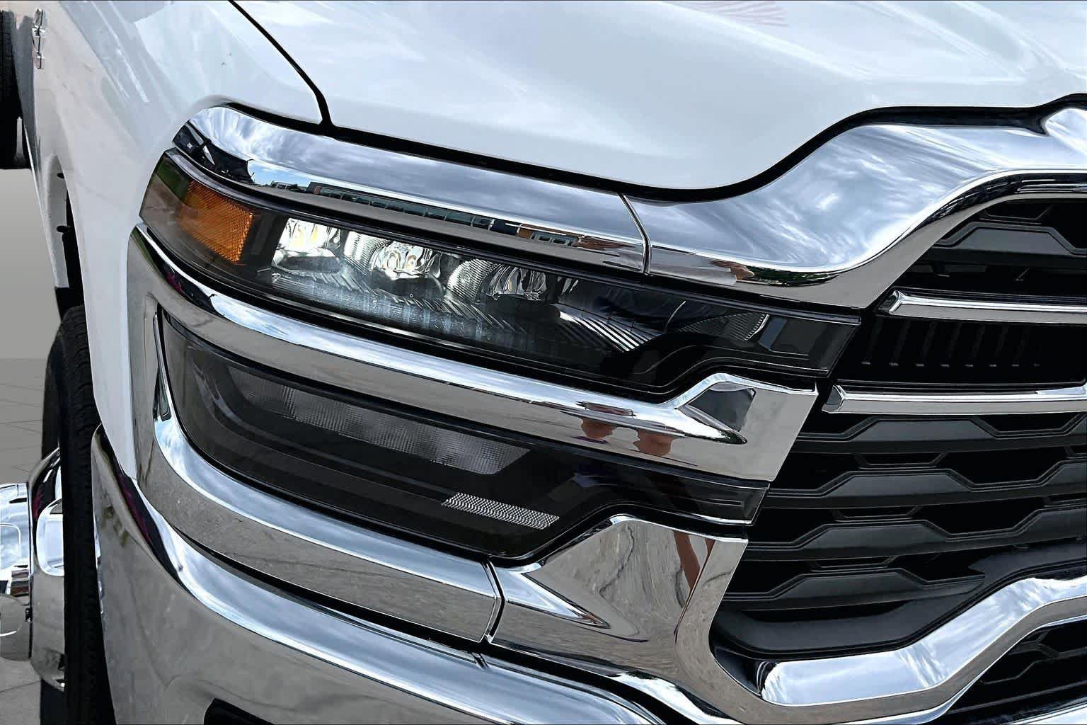 New 2026 RAM 3500 Tradesman w/ Chrome Appearance Group A AWD/4WD image 14