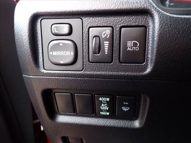 Used 2022 Toyota 4Runner SR5 AWD/4WD image 14