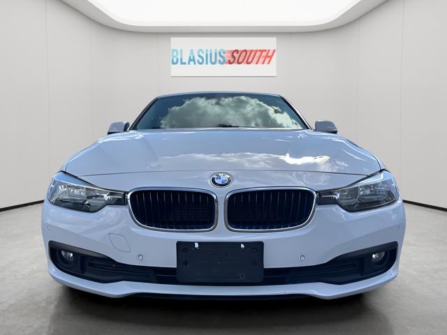 Used 2017 BMW 320i xDrive Sedan image 8