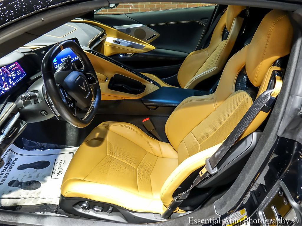 Used 2020 Chevrolet Corvette Stingray Preferred Cpe w/ 2LT Preferred Equipment Group RWD image 12