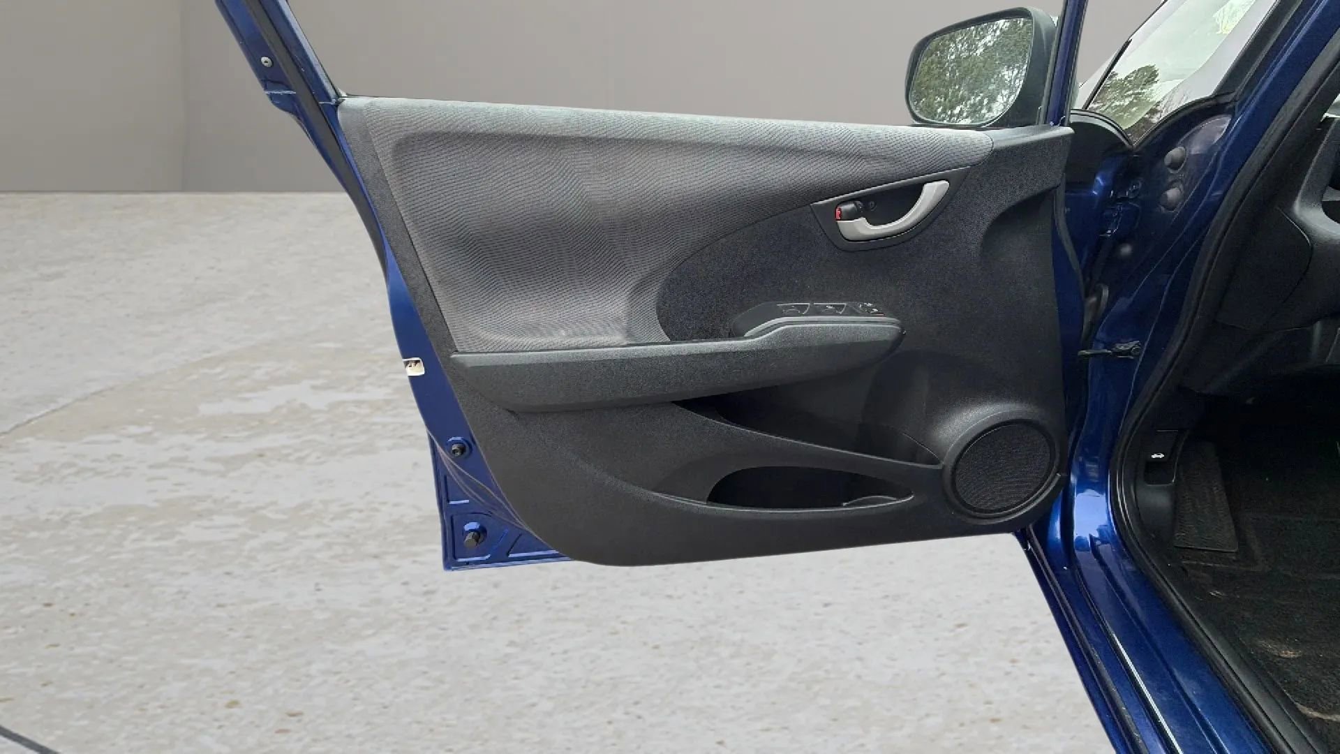 Used 2013 Honda Fit image 39