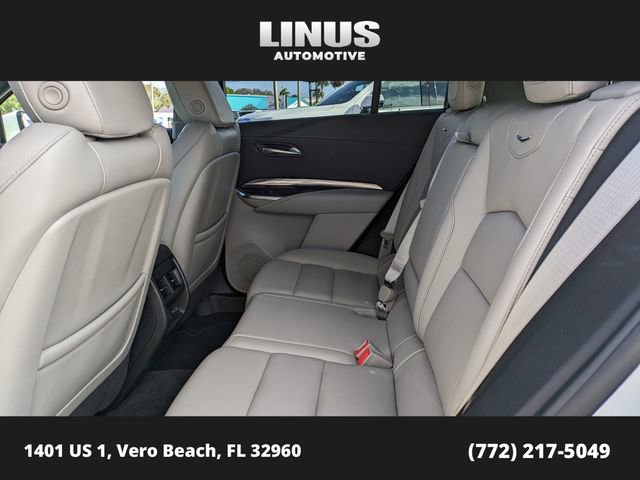 Used 2023 Cadillac XT4 Luxury w/ Cold Weather Package image 14