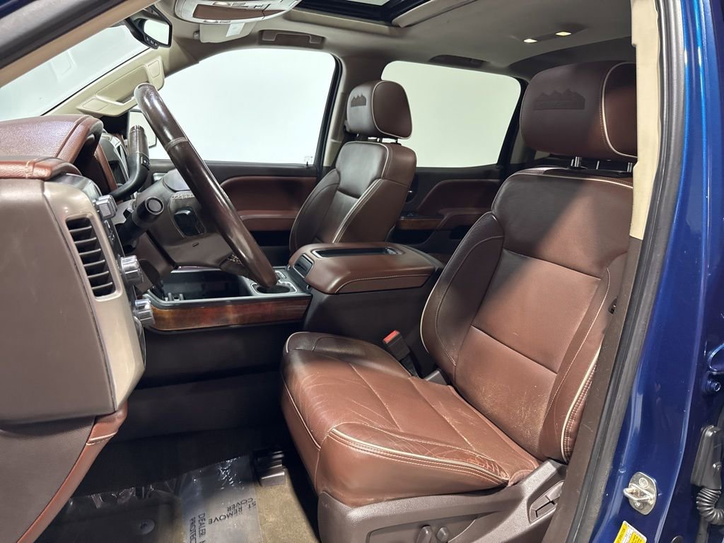 Used 2015 Chevrolet Silverado 1500 High Country w/ High Country Premium Package AWD/4WD image 25