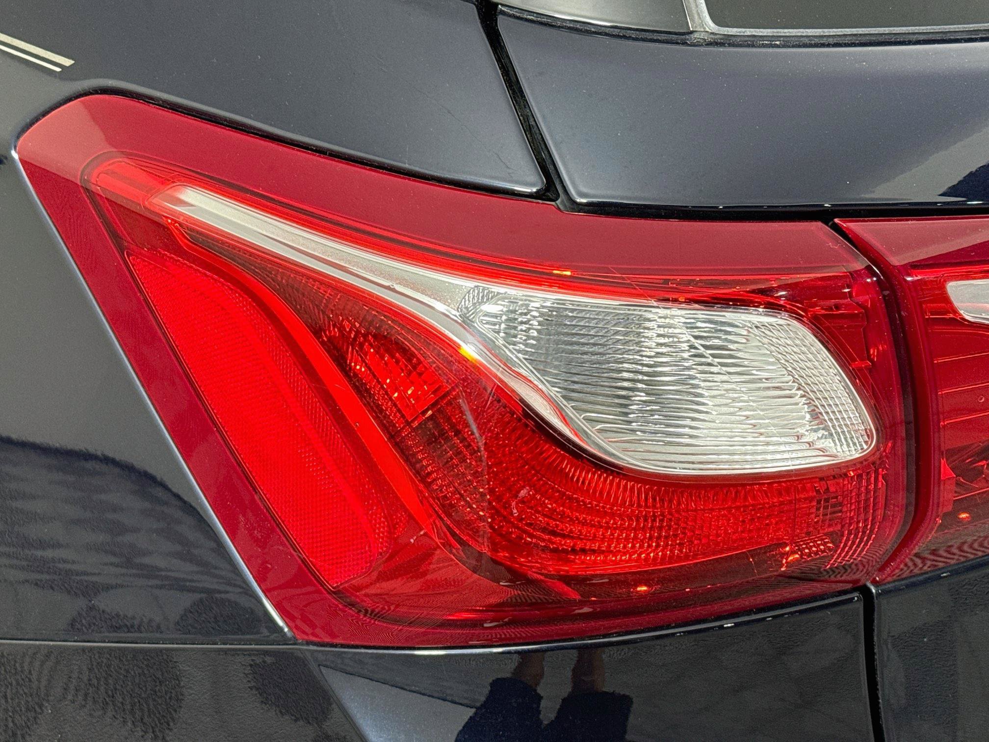 Used 2020 Chevrolet Equinox LT FWD image 46