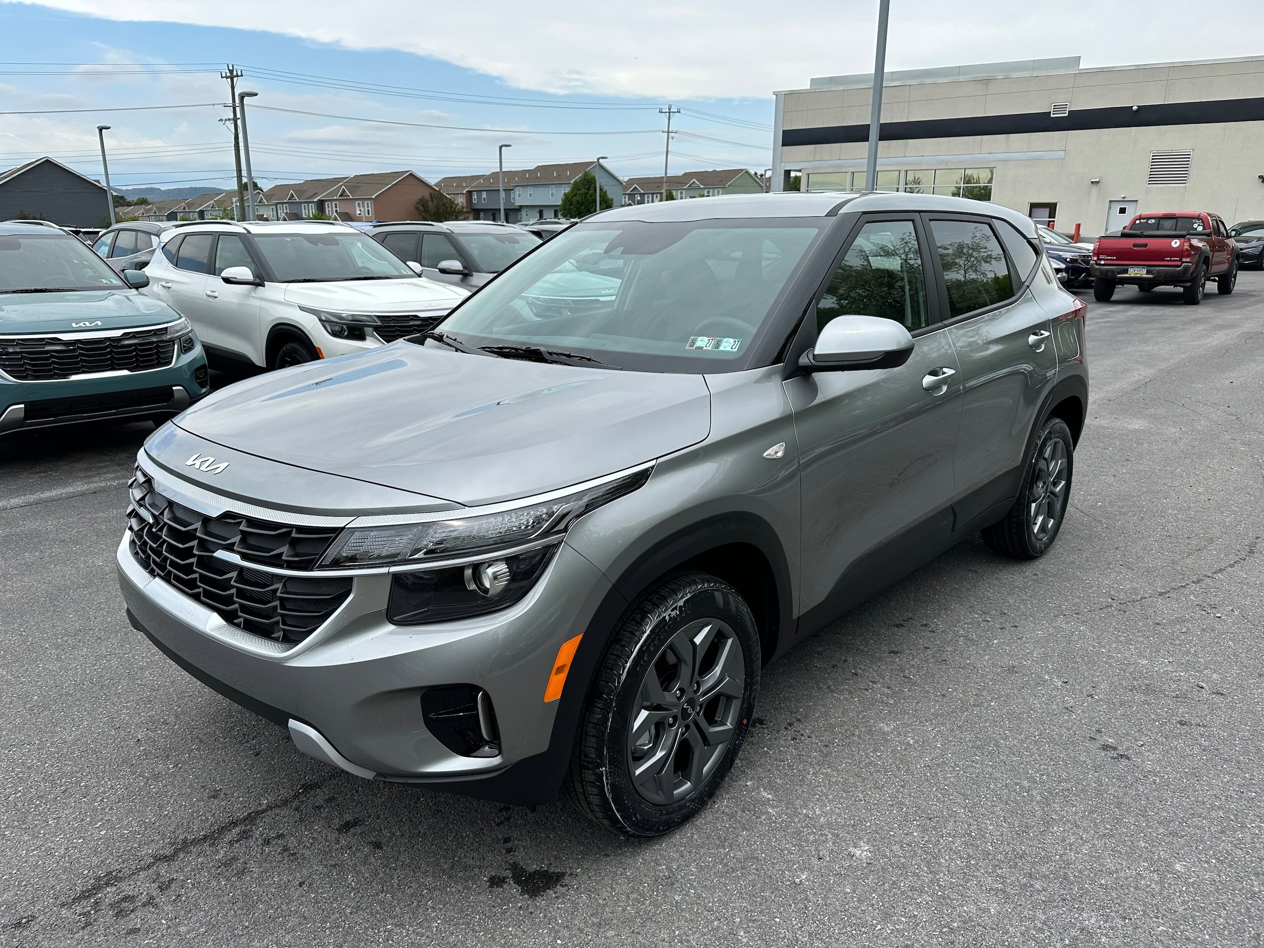 New 2026 Kia Seltos LX AWD/4WD video 1