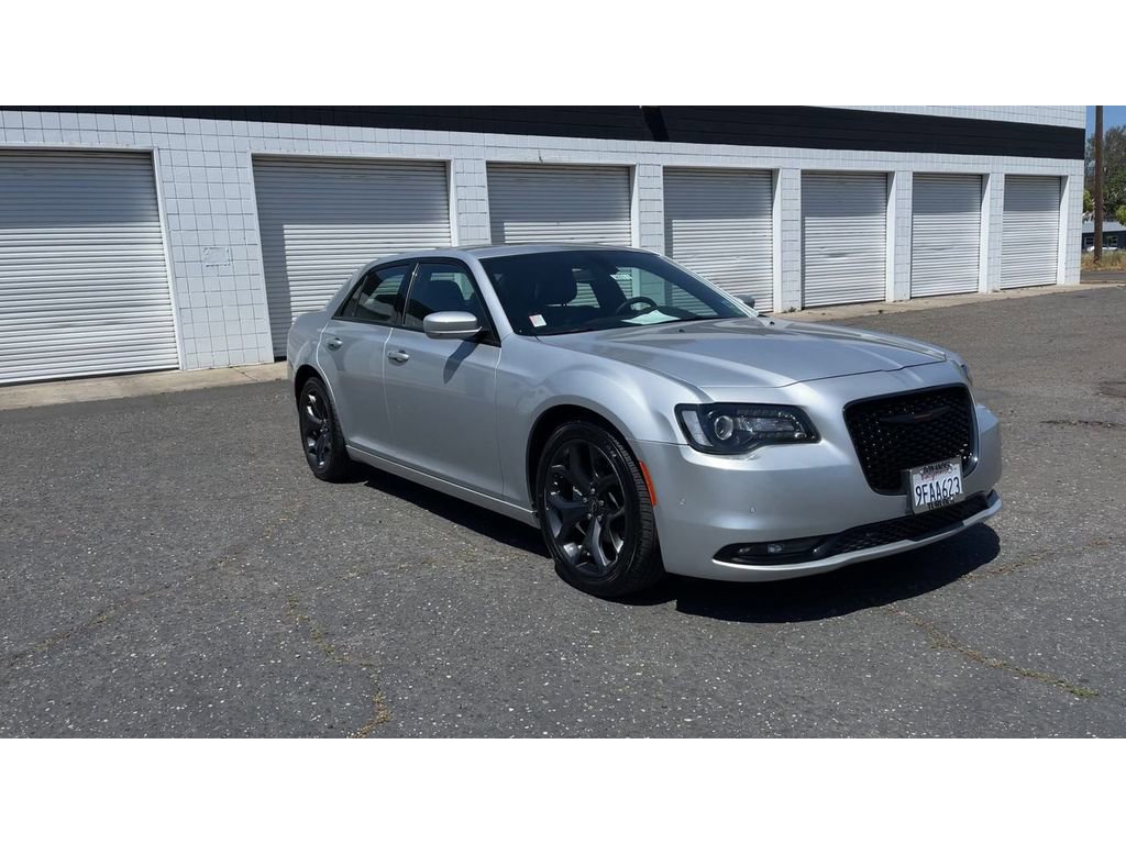 Used 2023 Chrysler 300 S image 5