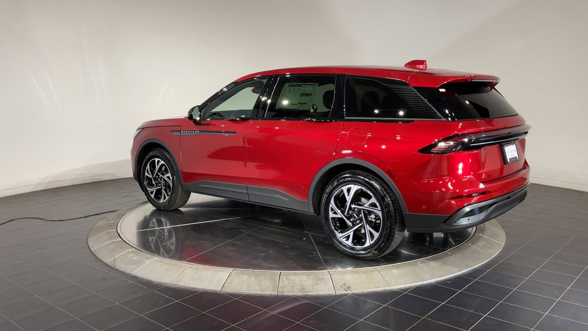 New 2024 Lincoln Nautilus Premier w/ Equipment Group 102A video 2