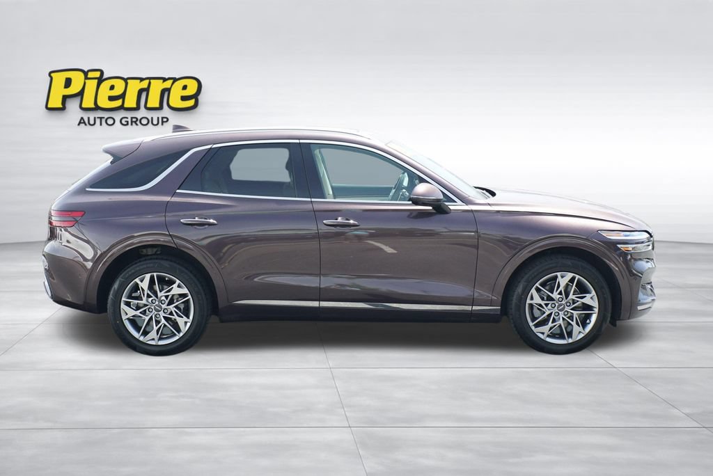Used 2022 Genesis GV70 2.5T w/ Advanced Package AWD/4WD image 3
