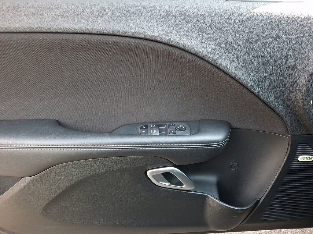 Used 2023 Dodge Challenger R/T RWD image 12