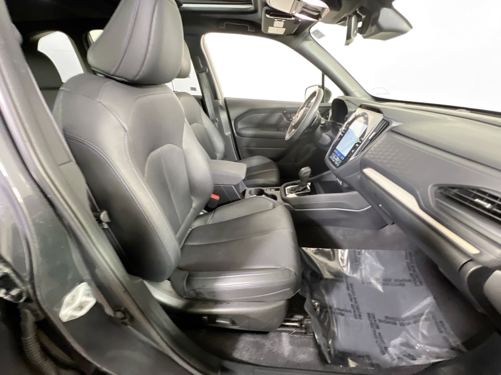 Used 2025 Subaru Forester Limited image 29