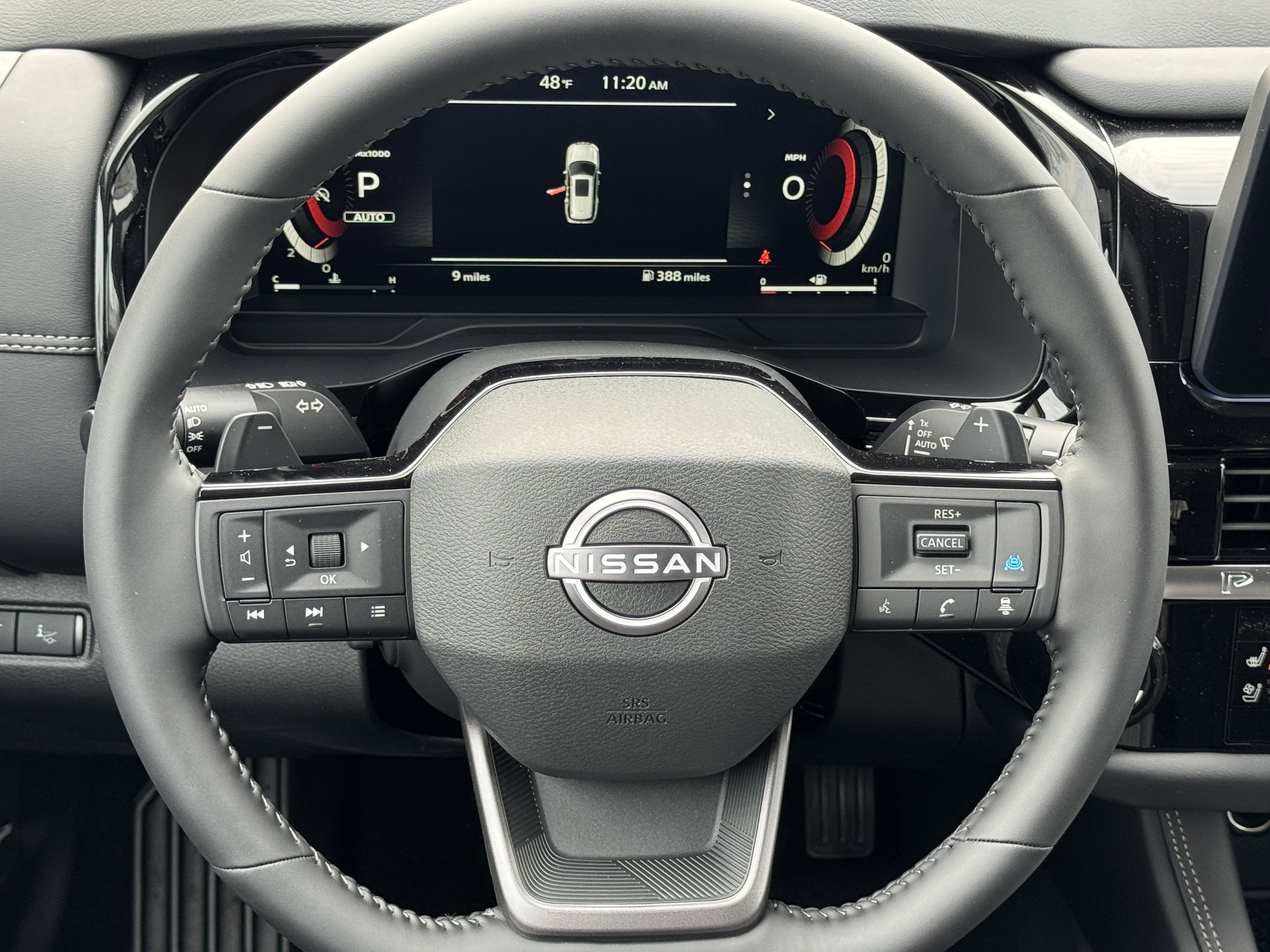 New 2026 Nissan Pathfinder Platinum image 13