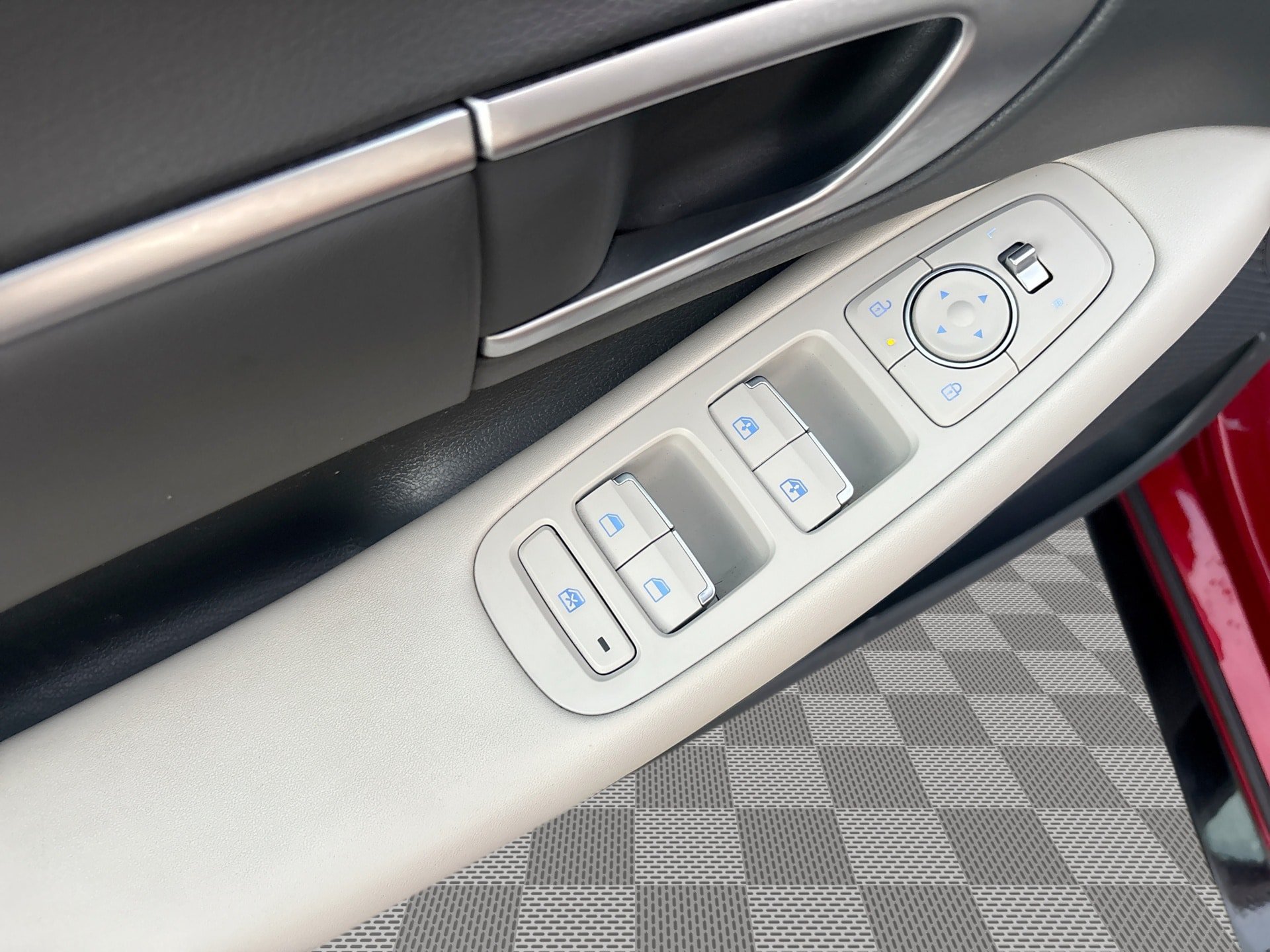 Used 2024 Hyundai Sonata SEL FWD image 15