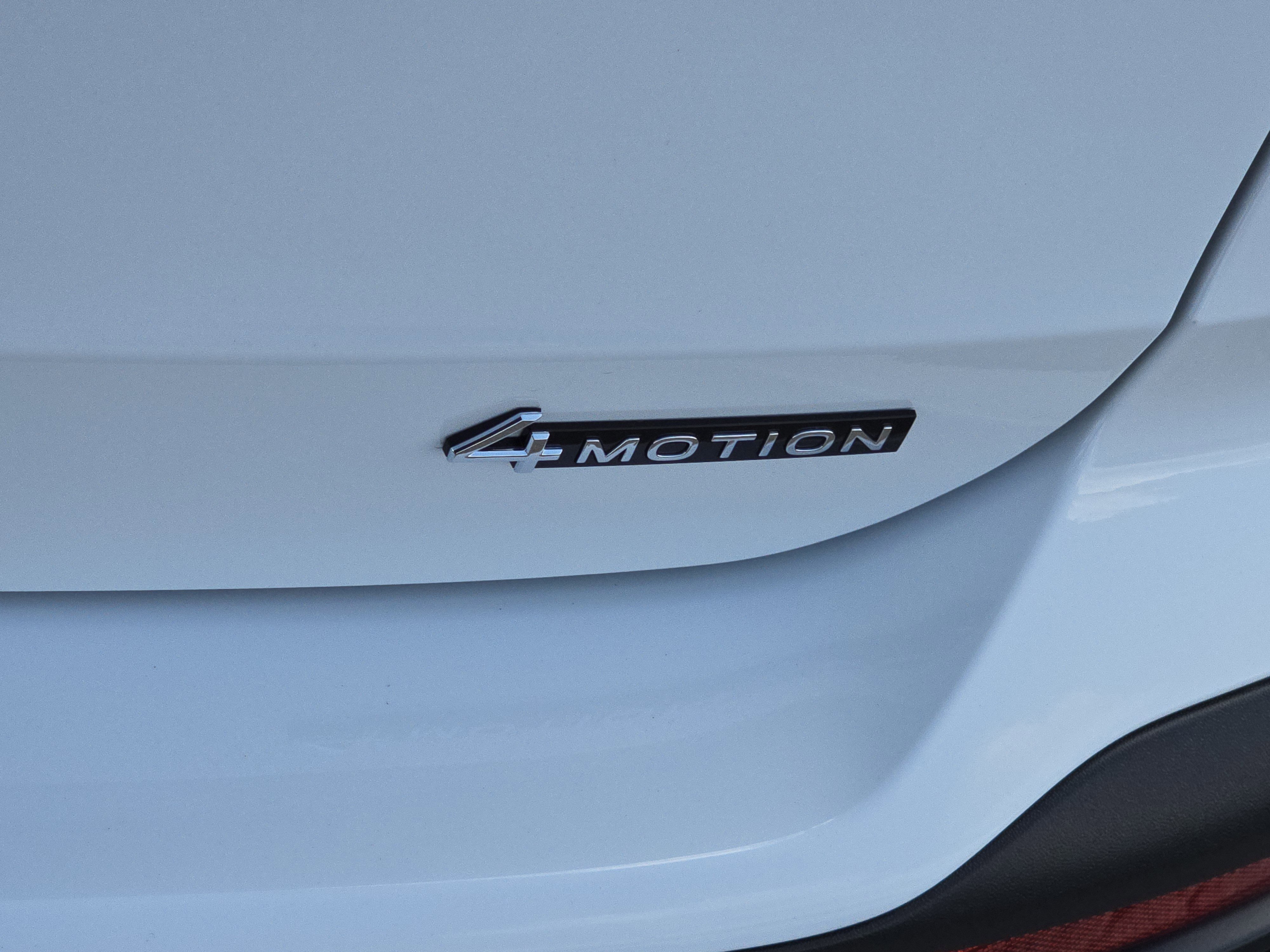 New 2025 Volkswagen Taos S image 10