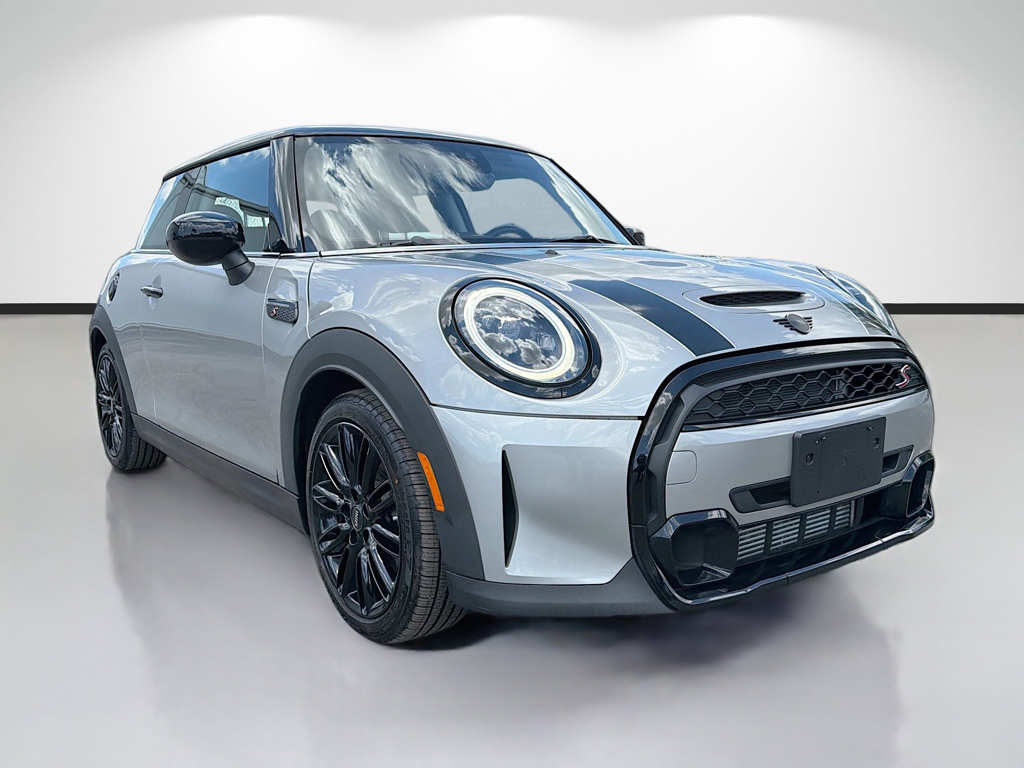 Used 2024 MINI Cooper S FWD image 7