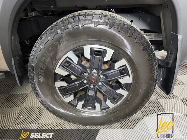 Used 2023 Nissan Frontier PRO-4X w/ Pro Convenience Package AWD/4WD image 18