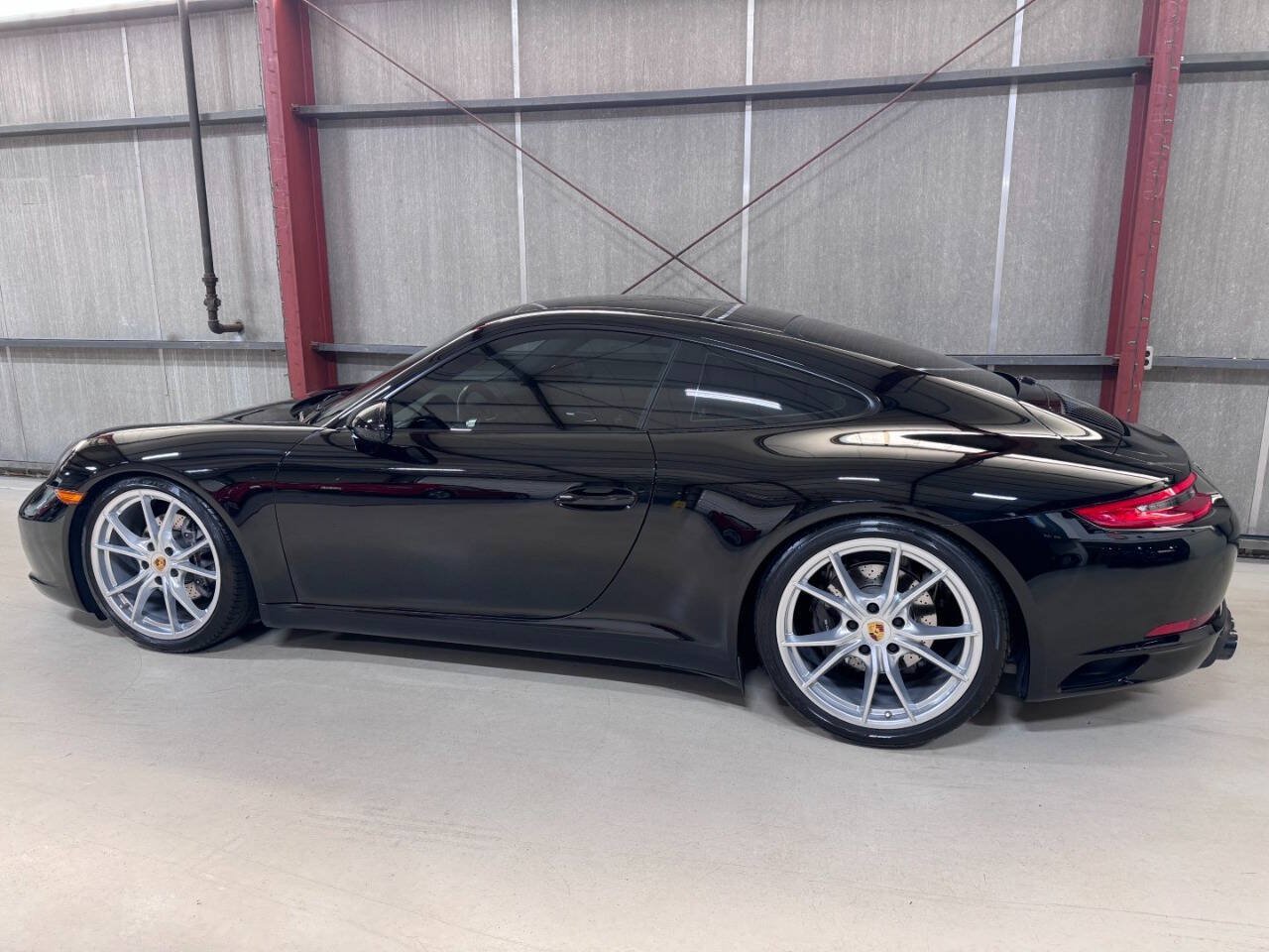 Used 2019 Porsche 911 Carrera image 6