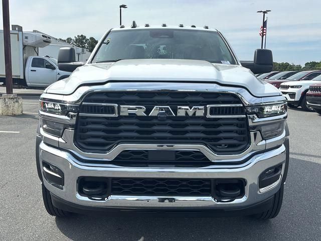 New 2026 RAM 5500 Tradesman AWD/4WD image 10