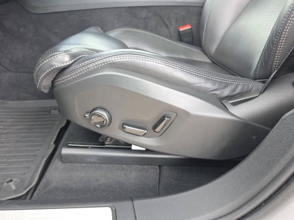 Used 2021 Volvo XC60 T5 Inscription w/ Advanced Package FWD image 16