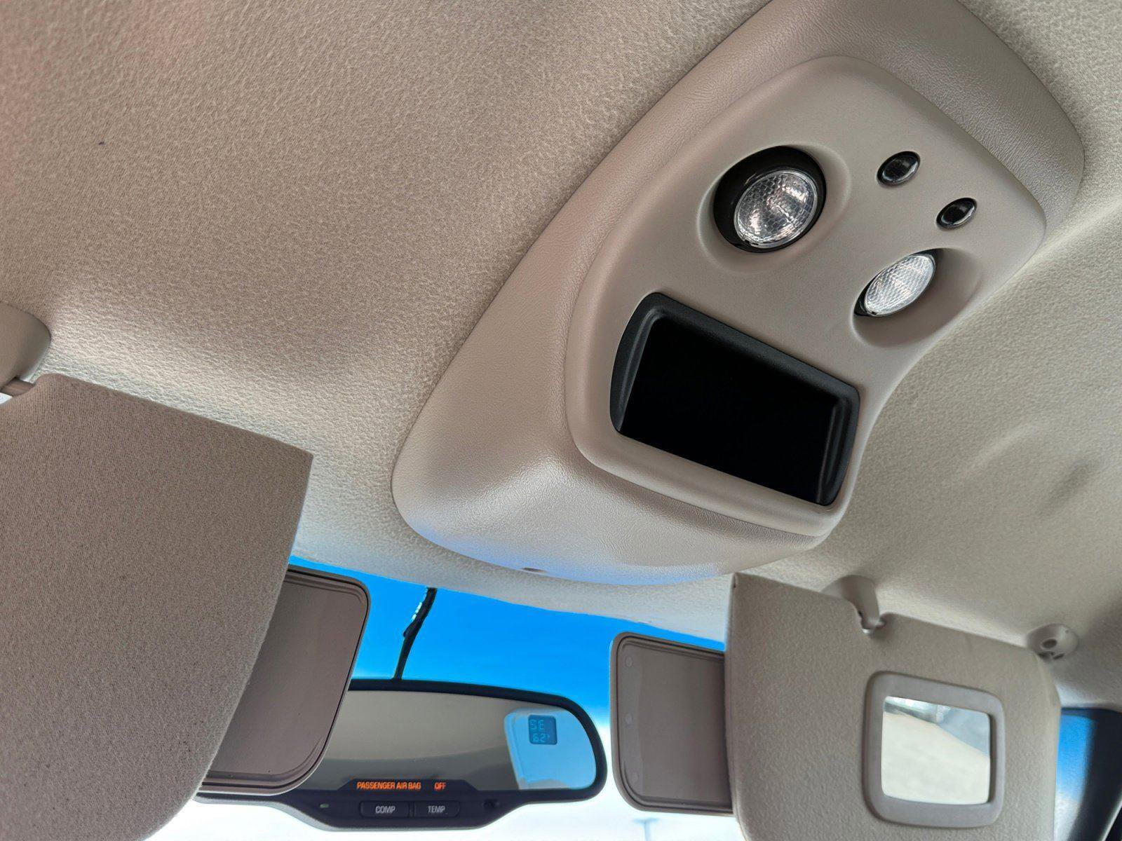 Used 2003 Chevrolet Silverado 1500 LS w/ Off-Road Package AWD/4WD image 28