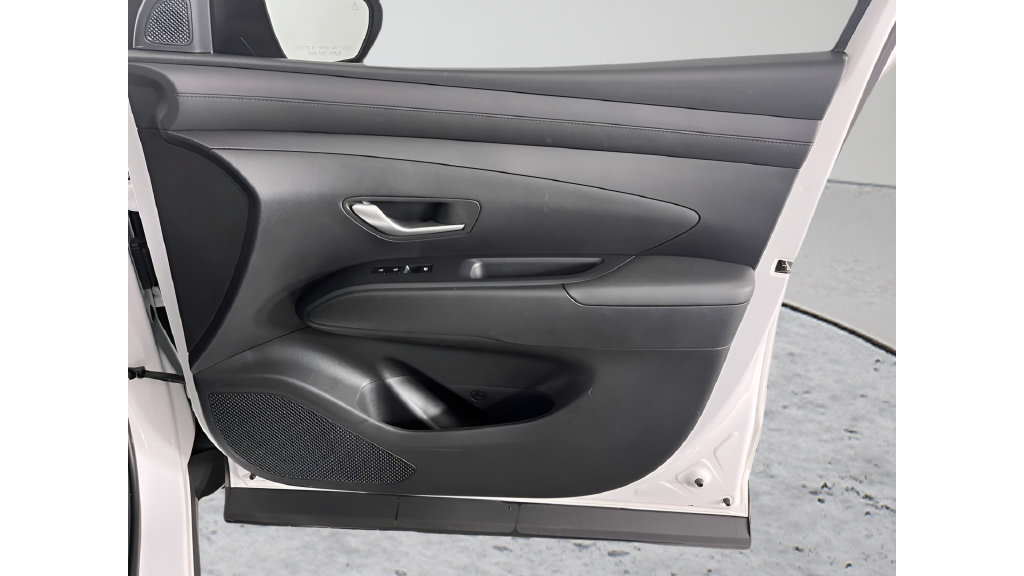 Used 2025 Hyundai Santa Cruz SEL FWD image 15