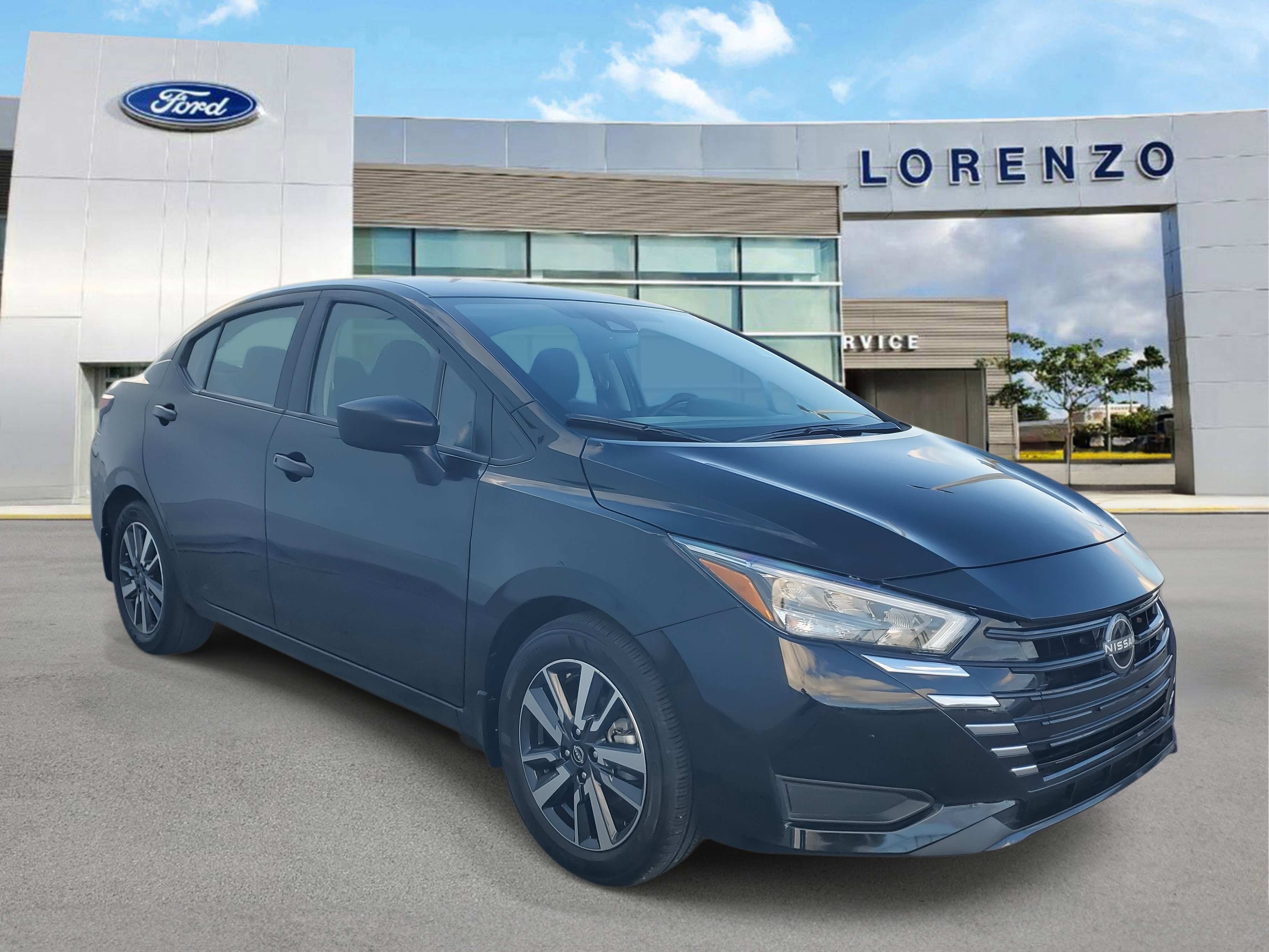 Used 2025 Nissan Versa S w/ S Plus Package image 3