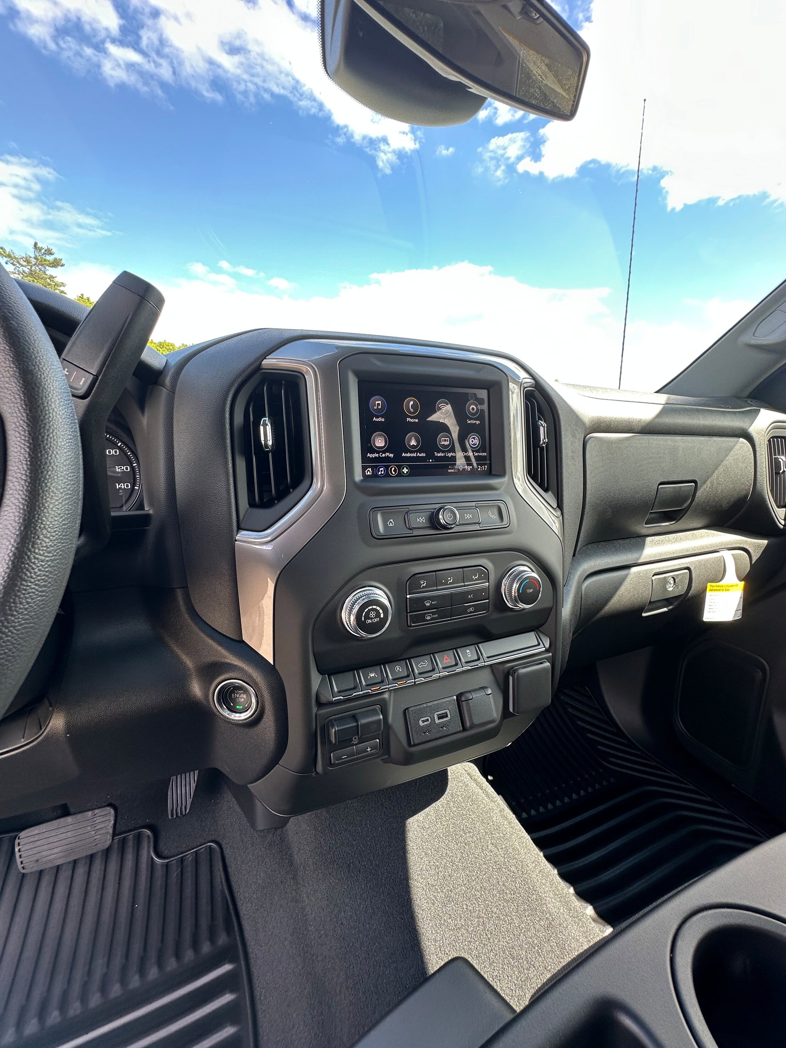 New 2026 GMC Sierra 1500 Pro w/ Graphite Edition AWD/4WD image 17