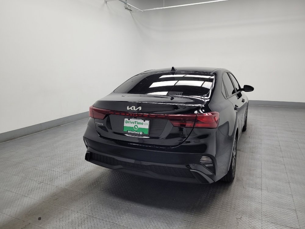 Used 2023 Kia Forte LXS image 7