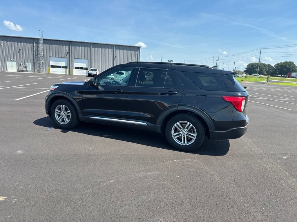 Used 2021 Ford Explorer XLT RWD image 11