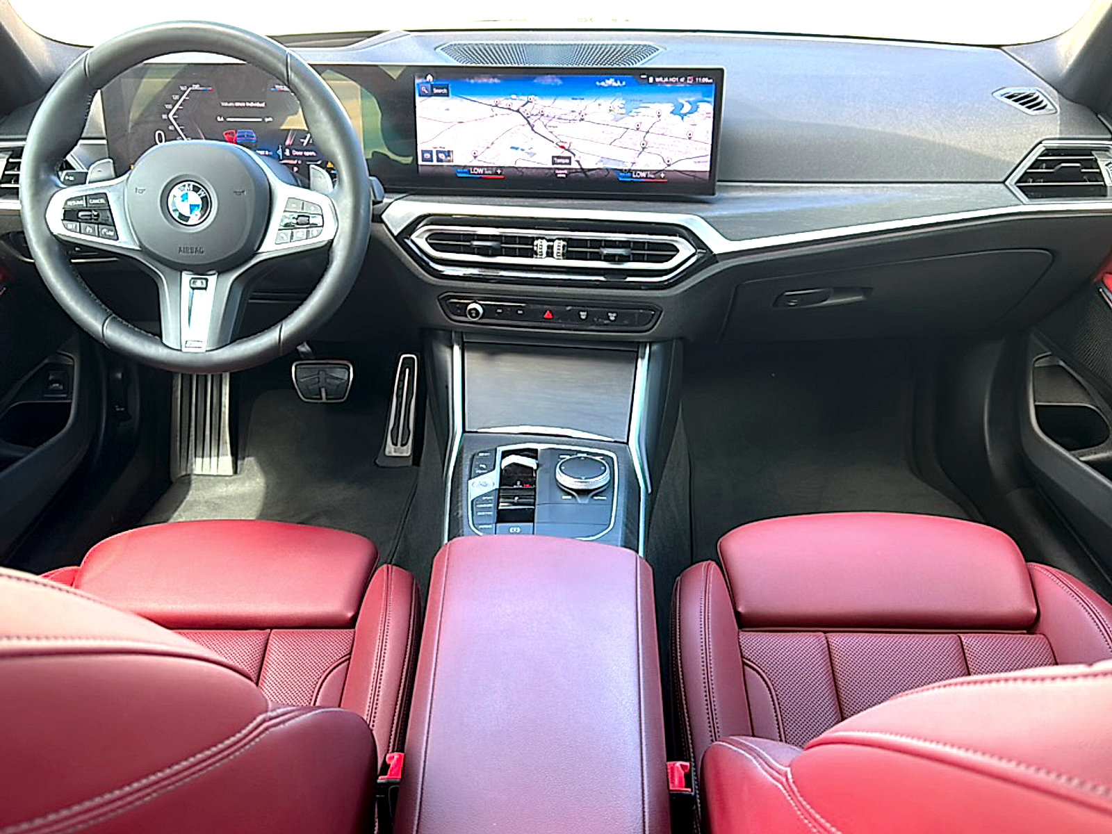 Used 2024 BMW 330i Sedan w/ M Sport Package RWD image 21
