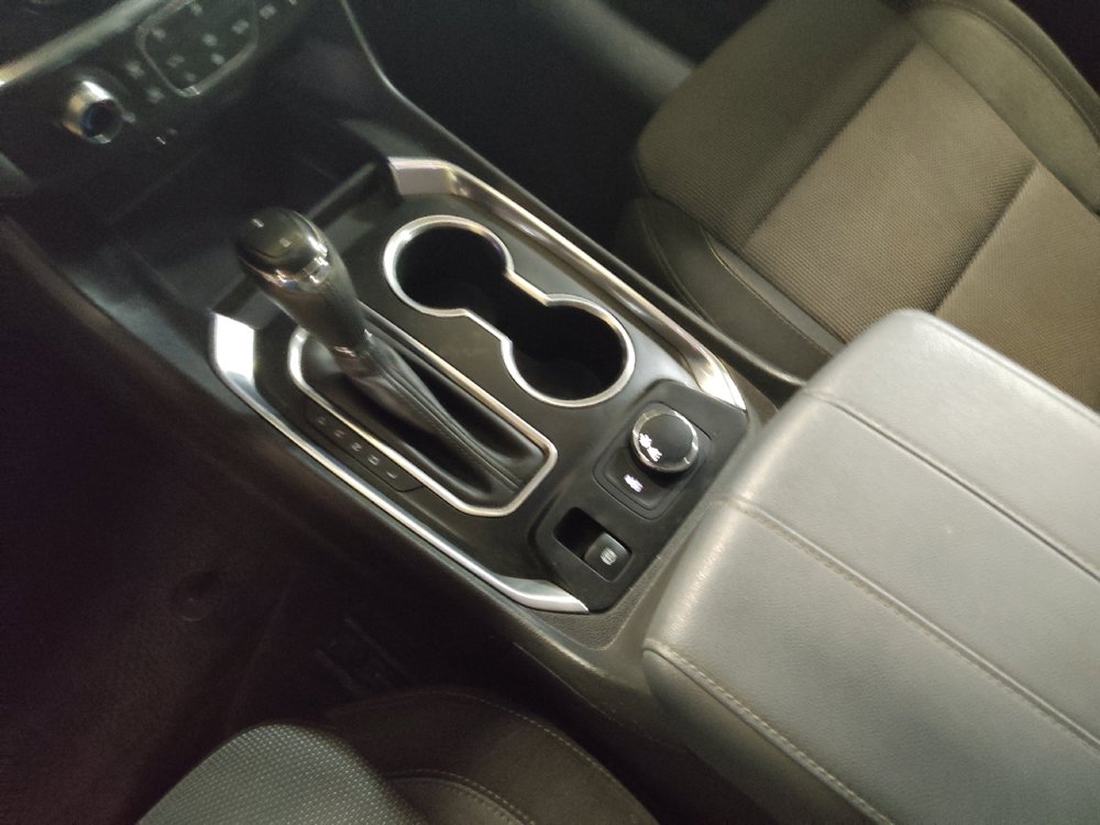 Used 2019 Chevrolet Traverse LT FWD image 26