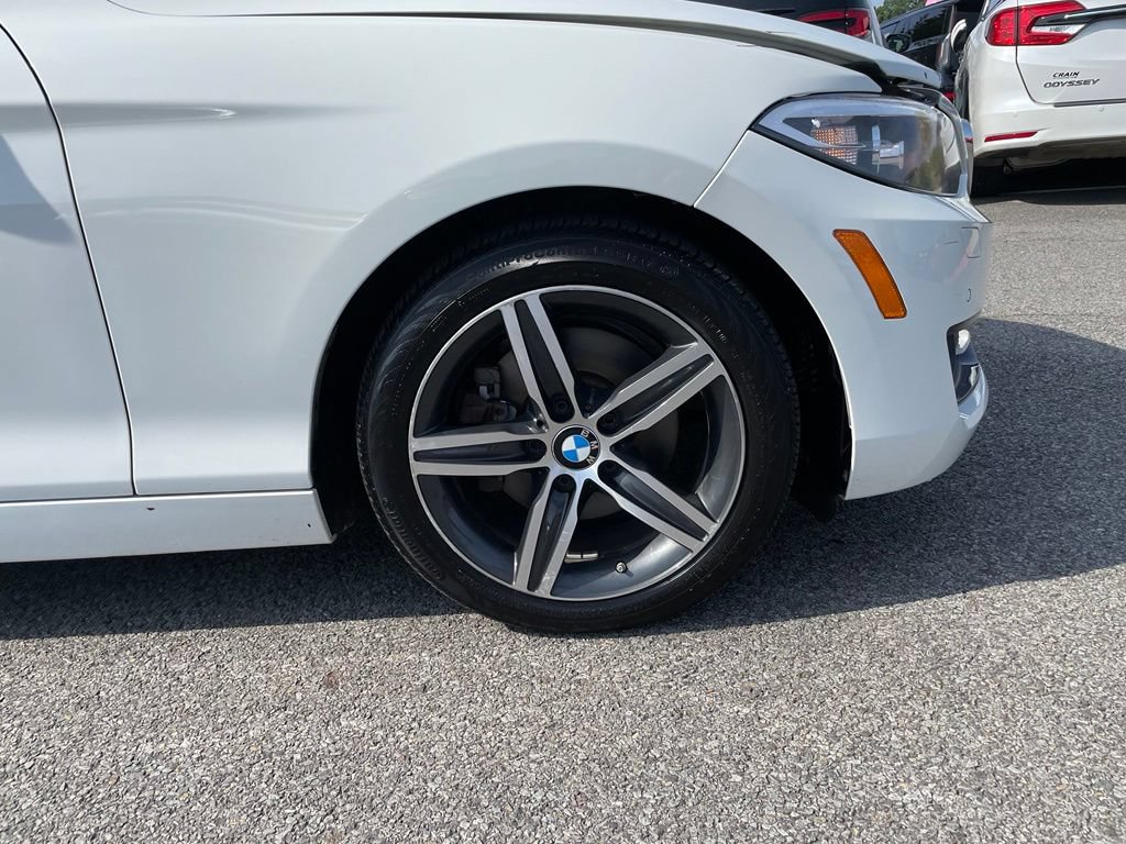 Used 2017 BMW 230i xDrive Convertible AWD/4WD image 31