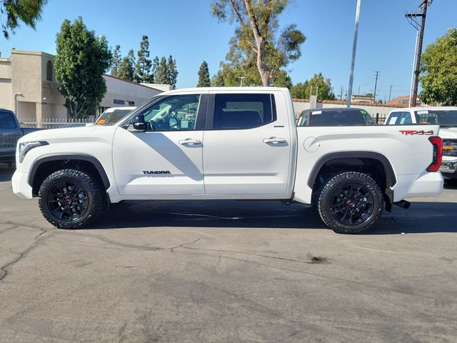 Used 2024 Toyota Tundra Limited w/ TRD Off-Road Package AWD/4WD image 29