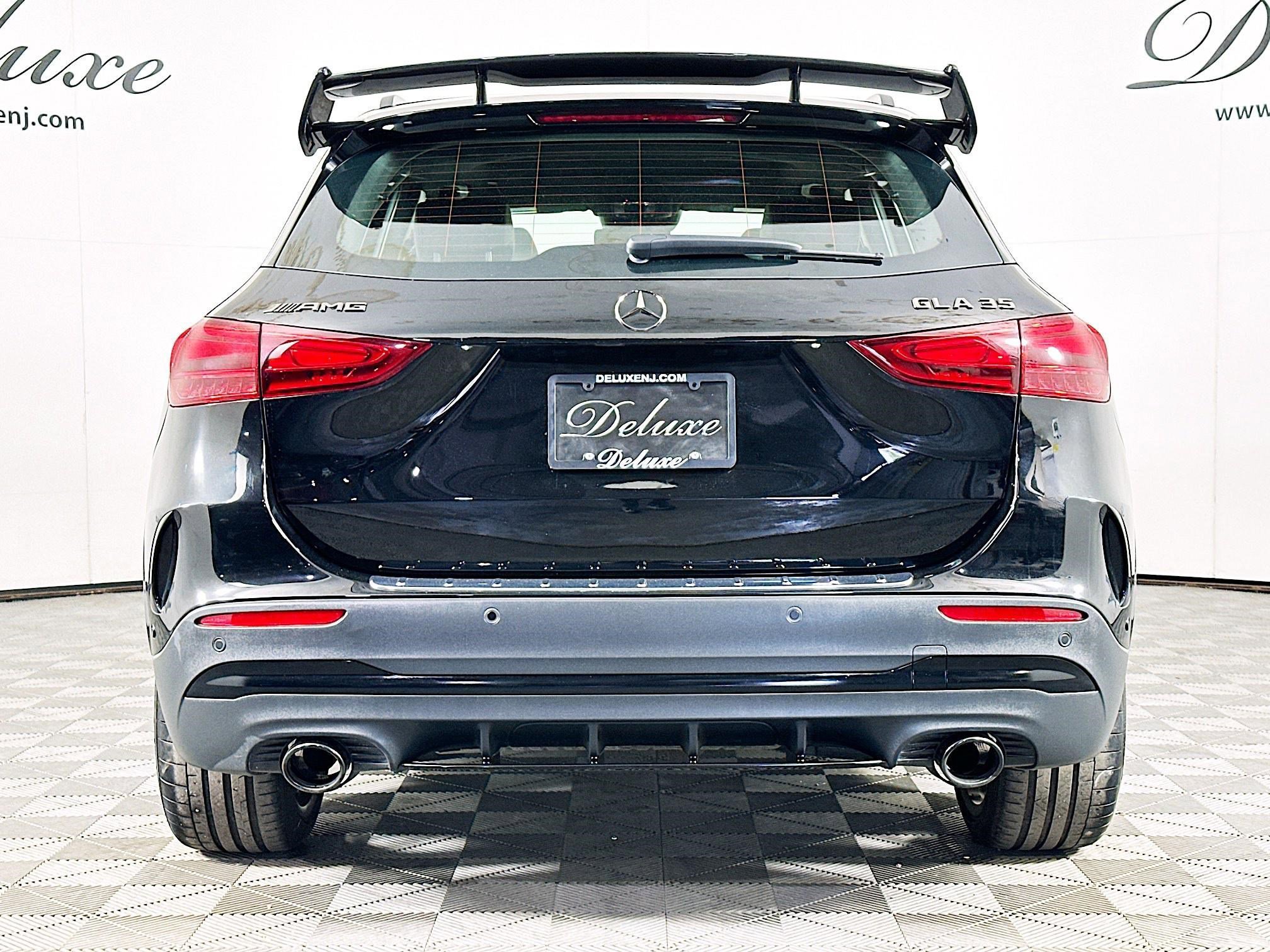 Used 2024 Mercedes-Benz GLA 35 AMG 4MATIC image 5