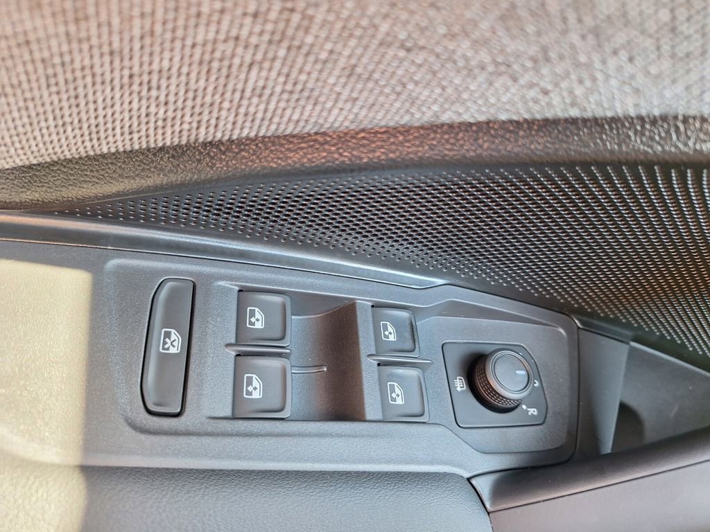 New 2025 Volkswagen Tiguan S image 19