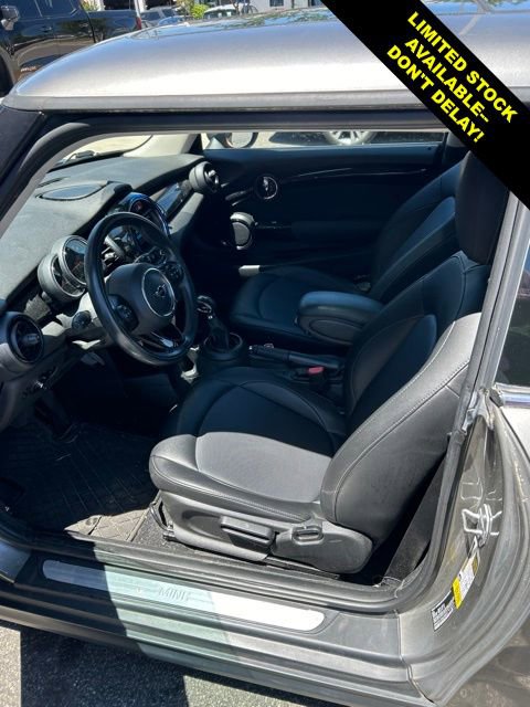 Used 2019 MINI Cooper 2-Door Hardtop FWD image 12