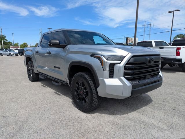 Used 2026 Toyota Tundra SR5 w/ SR5 Convenience Package image 2