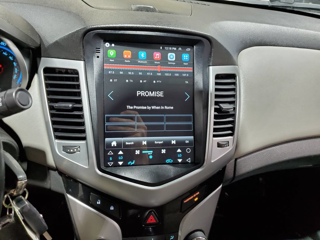Used 2014 Chevrolet Cruze LT FWD image 26