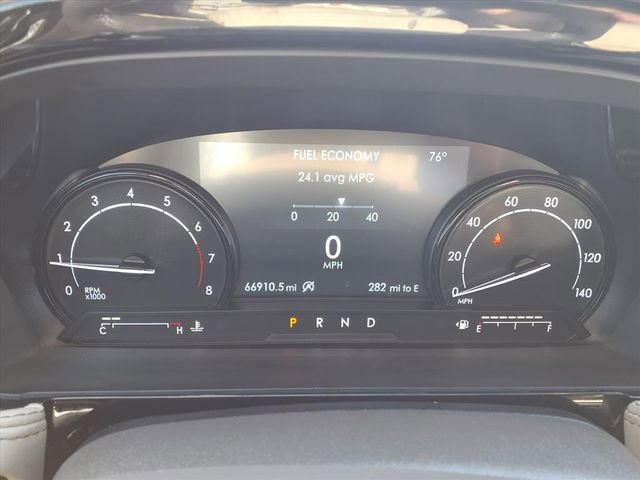 Certified 2022 Lincoln Corsair FWD w/ Equipment Group 101A image 12