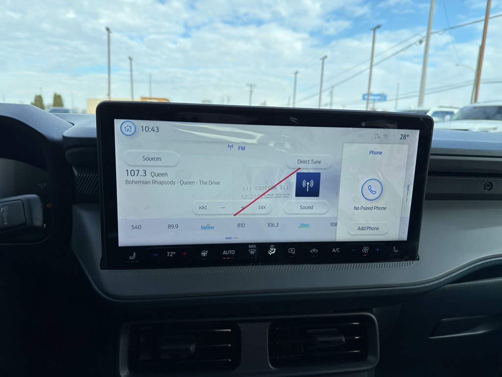 New 2025 Ford Maverick XLT w/ XLT Luxury Package image 18