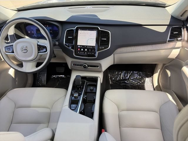 Used 2024 Volvo XC90 T8 Plus w/ Protection Package Premier AWD/4WD image 16