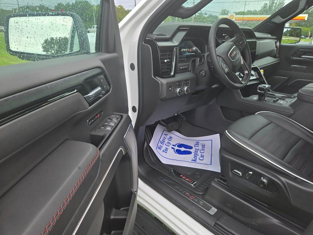 New 2025 GMC Sierra 1500 AT4X image 6
