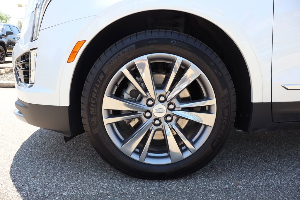 Used 2025 Cadillac XT5 Premium Luxury AWD/4WD image 29